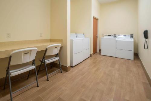 Fairfield Inn & Suites Idaho Falls - image 2