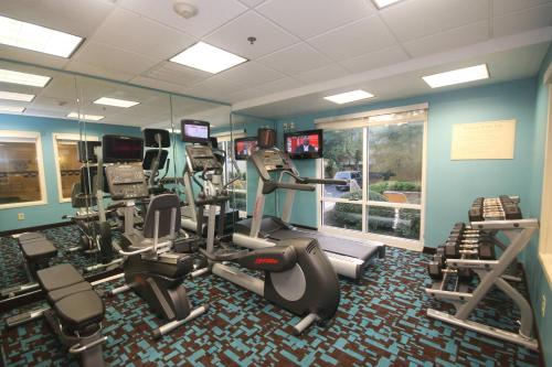 Fairfield Inn & Suites by Marriott Aiken - image 9