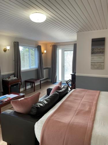 The Claymore Guest House