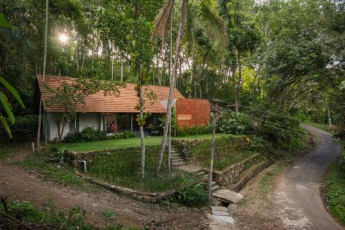 Viesnīcas āriene, Ekam Retreat - One with Nature in Kovilura