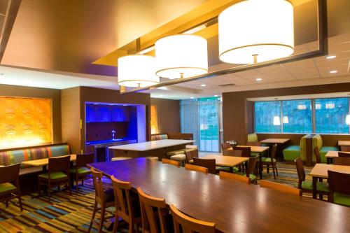 Fairfield by Marriott Cambridge Fairfield by Marriott Cambridge