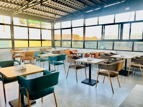 Restaurant, Airport Budget Hotel in Tribhuvan International Airport