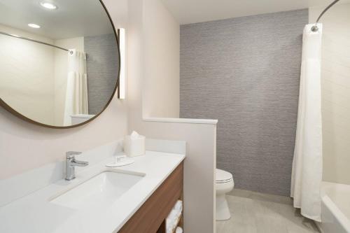 Fairfield Inn & Suites Vero Beach - image 6