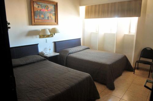 Hotel America Centro Hotel America Centro is conveniently located in the popular Los Mochis area. The hotel offers guests a range of services and amenities designed to provide comfort and convenience. 24-hour front desk, 