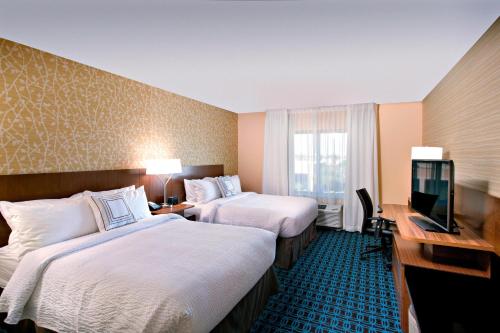 Fairfield Inn & Suites by Marriott Phoenix Tempe/Airport - image 13