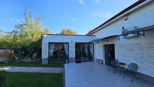 Neferprod Apartments - IS - CAM 08 2
