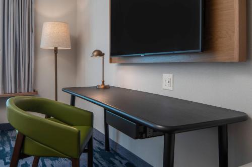 Suite, 1 King, Sofa bed