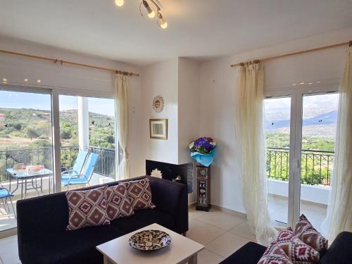 Lakithra Apartments - Μενεγάτα
