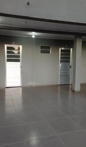 Vila Foz HOSTEL AP6 Apartamento completo de casal com garagem fechada e lavanderia, Temos Uber e guia turístico para indicar, Nosso apartamento é o melhor custo benefício de Foz do Iguaçu