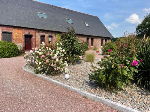 A szálláshely kívülről, La ferme d'Hareauville - Heated swimming pool in Criquetot L'Esneval