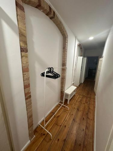 Typical Altbau in the heart of Berlin Wedding, Berlin (Foto 6)