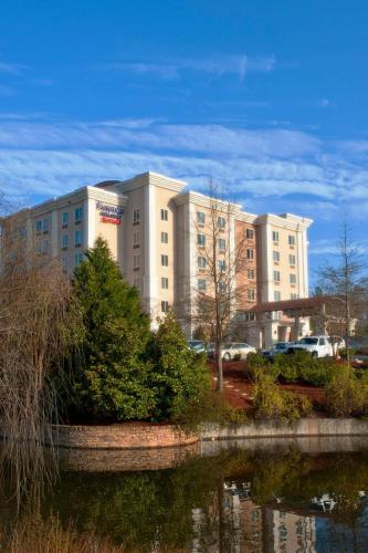 Fairfield Inn and Suites by Marriott Durham Southpoint - image 9