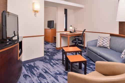 Fairfield Inn & Suites Raleigh-Durham Airport/Brier Creek - image 7