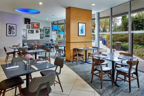 Bar/lounge, Four Points by Sheraton Tallahassee Downtown in Tallahassee (FL)