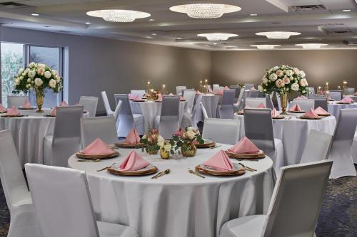 Four Points by Sheraton Tallahassee Downtown - image 20