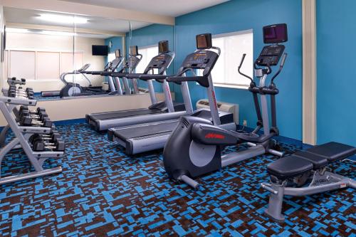 Fairfield by Marriott Inn & Suites Jacksonville Orange Park - 피트니스 센터