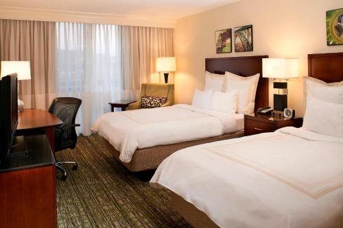Double Room with 2 Double Beds