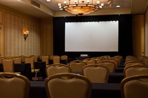 Charleston Marriott Town Center - image 6