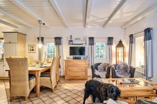 Gjarshüs (Gjarshus) in Risum-Lindholm