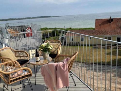 Double Room with Balcony in Sölvesborg, Sölvesborg (Foto 10)