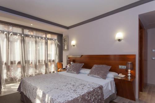 1 double bed