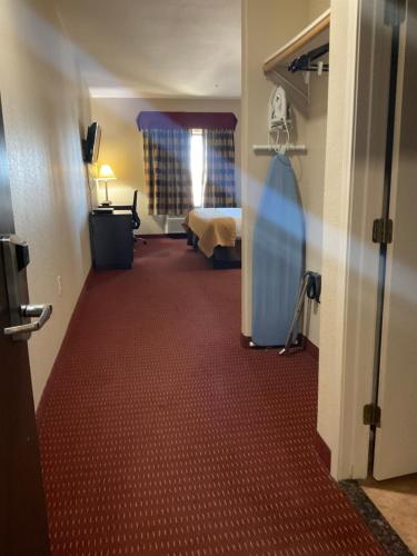 Yorktown Inn and Suites