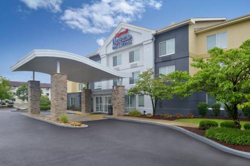 Accommodation in Donley