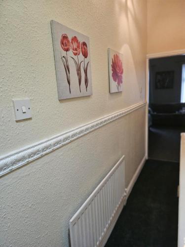 GO BIG ! Entire cozy House for max 8 people near city center, Manchester (fotografie 7)