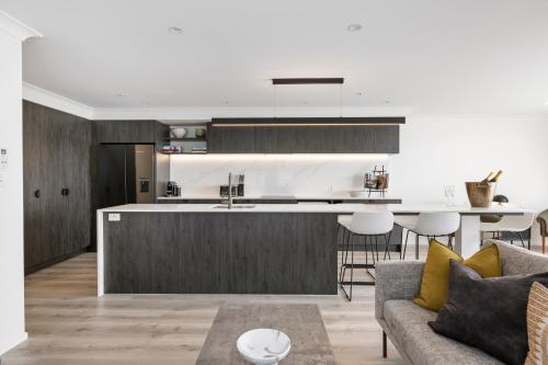 Beachfront One Bedroom Apartment - Ground Level