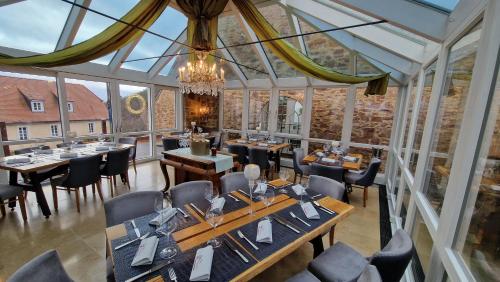 Restaurant, Alte Pfarrey in Neuleiningen