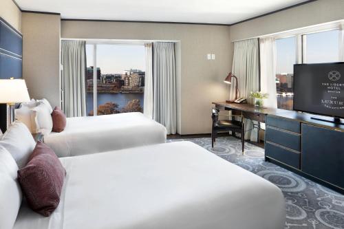 2 double beds