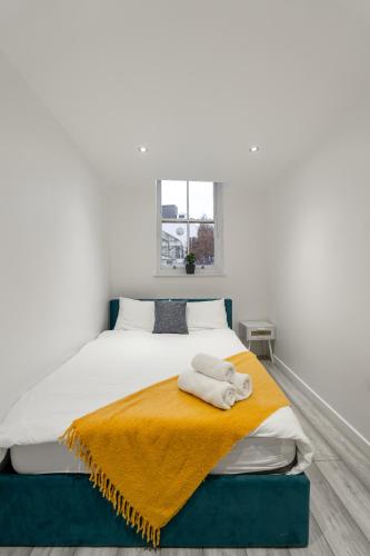 Beautiful Flat Near Central London - Entire Flat - Equipped Kitchen - Private Bathroom, Londres (foto 8)