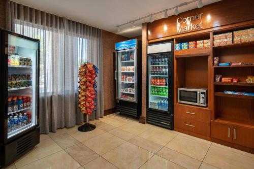 Fairfield Inn & Suites by Marriott Visalia Tulare - image 8