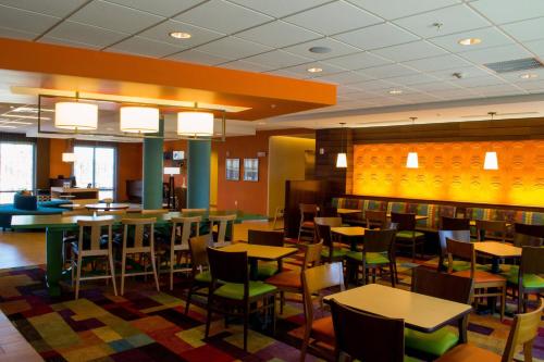 Fairfield by Marriott Inn & Suites Fort Walton Beach-West Destin - 식음료(F&B)
