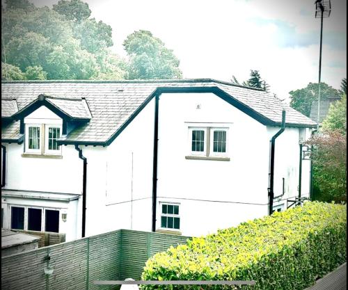 Jessup Cottage Worsley Village - Tap to explore photos