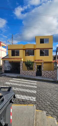 Departamentos La Frontera in Tulcan