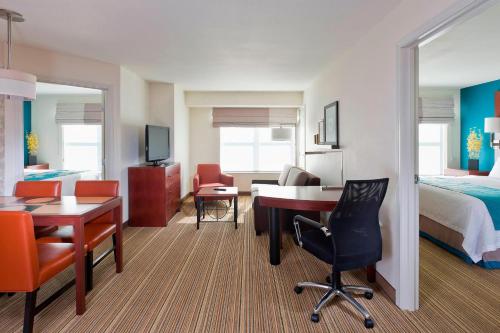 Two-Bedroom Suite