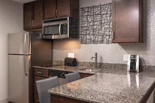 Residence Inn by Marriott Boston Logan Airport/Chelsea - image 11