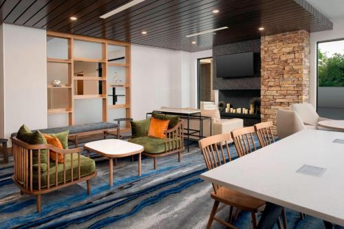 Fairfield Inn & Suites by Marriott Alexandria West/Mark Center in Alexandria, USA