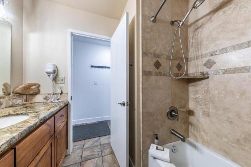 Apartment image 10