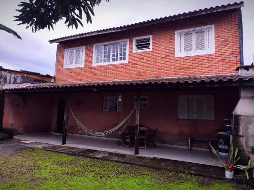 Sobrado em Caraguatatuba