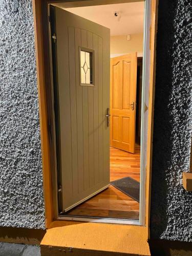 Dromane Lodge self-catering apartment eircode V94HR5C in Castleconnell