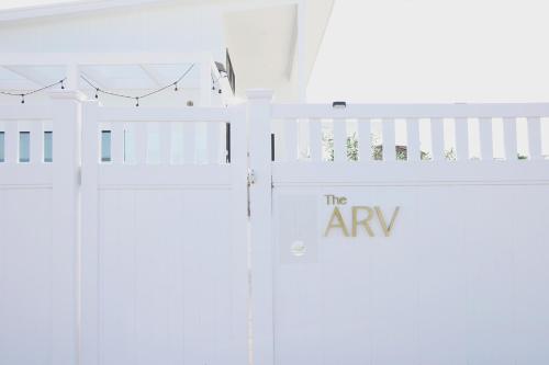 The Arv, Robe (fotografie 2)
