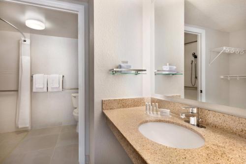 Residence Inn by Marriott Baltimore Downtown/ Inner Harbor - image 29