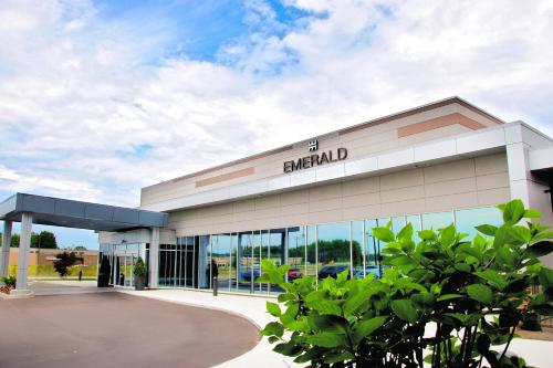 Residence Inn by Marriott Cleveland Avon at The Emerald Event Center - image 6