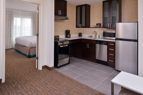 Residence Inn by Marriott Cedar Rapids South - image 13