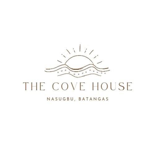 Beach house with Pool Nasugbu, The Cove House in Natipuan