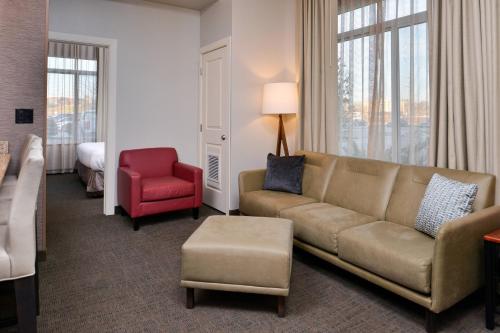 Residence Inn by Marriott Coralville - image 6