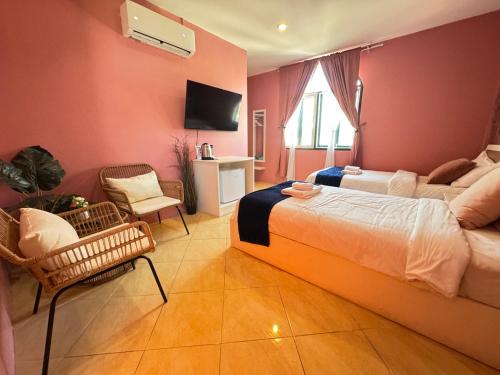 Venice Hotel Hua Hin Room Type - Deluxe Twin Room