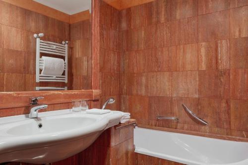 Rome Marriott Park Hotel - image 13